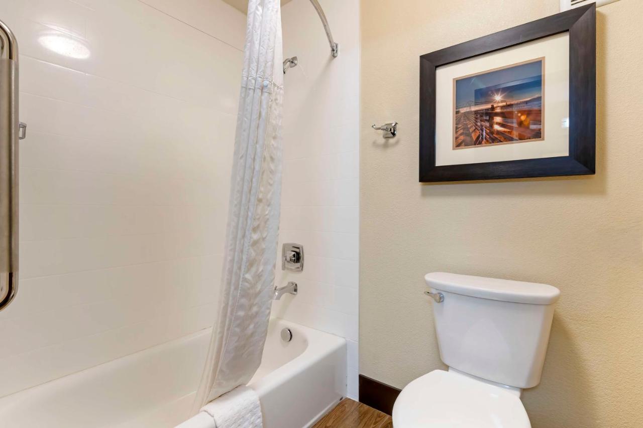 | Comfort Suites Columbia River