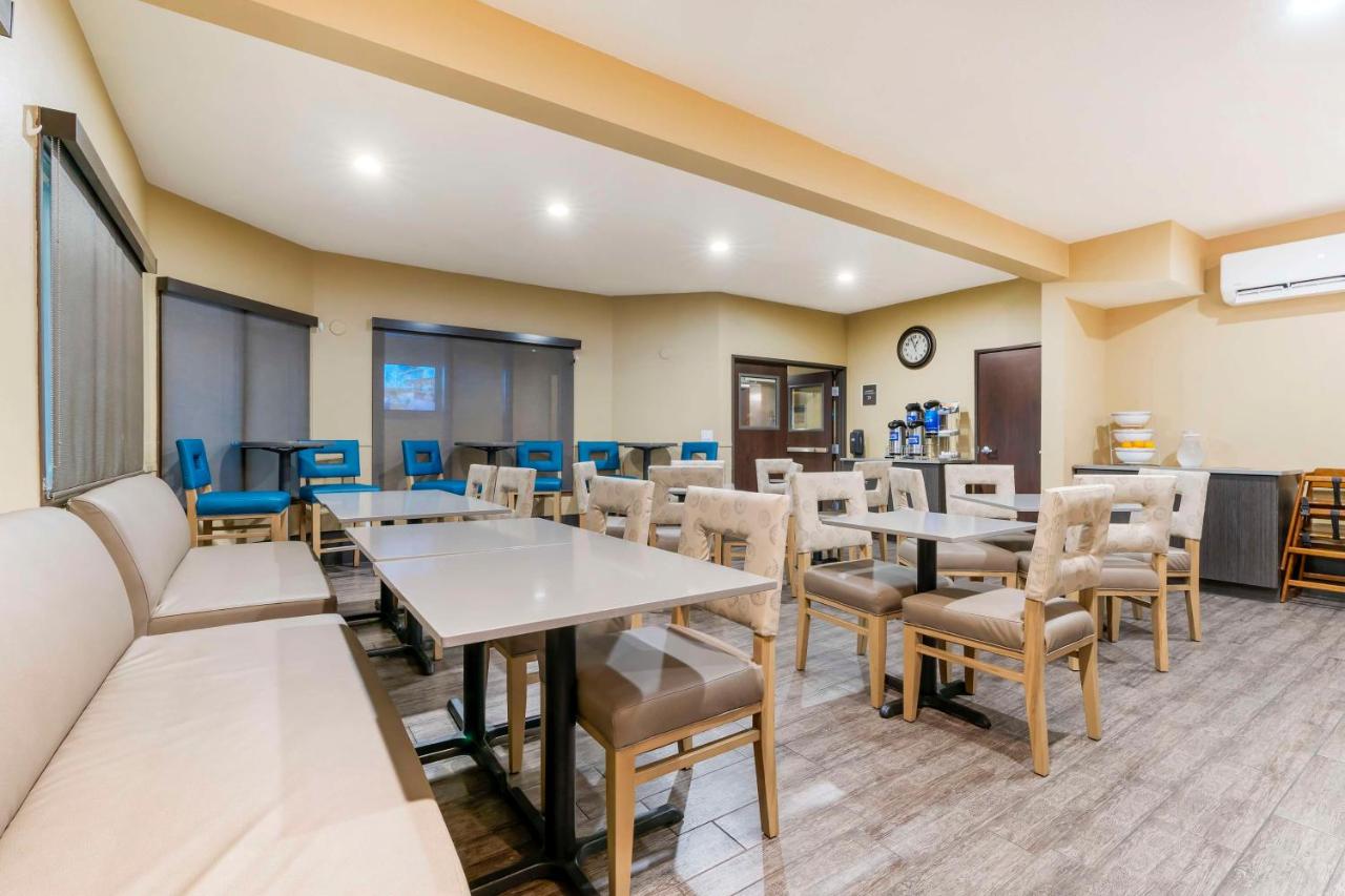 | Comfort Suites Columbia River