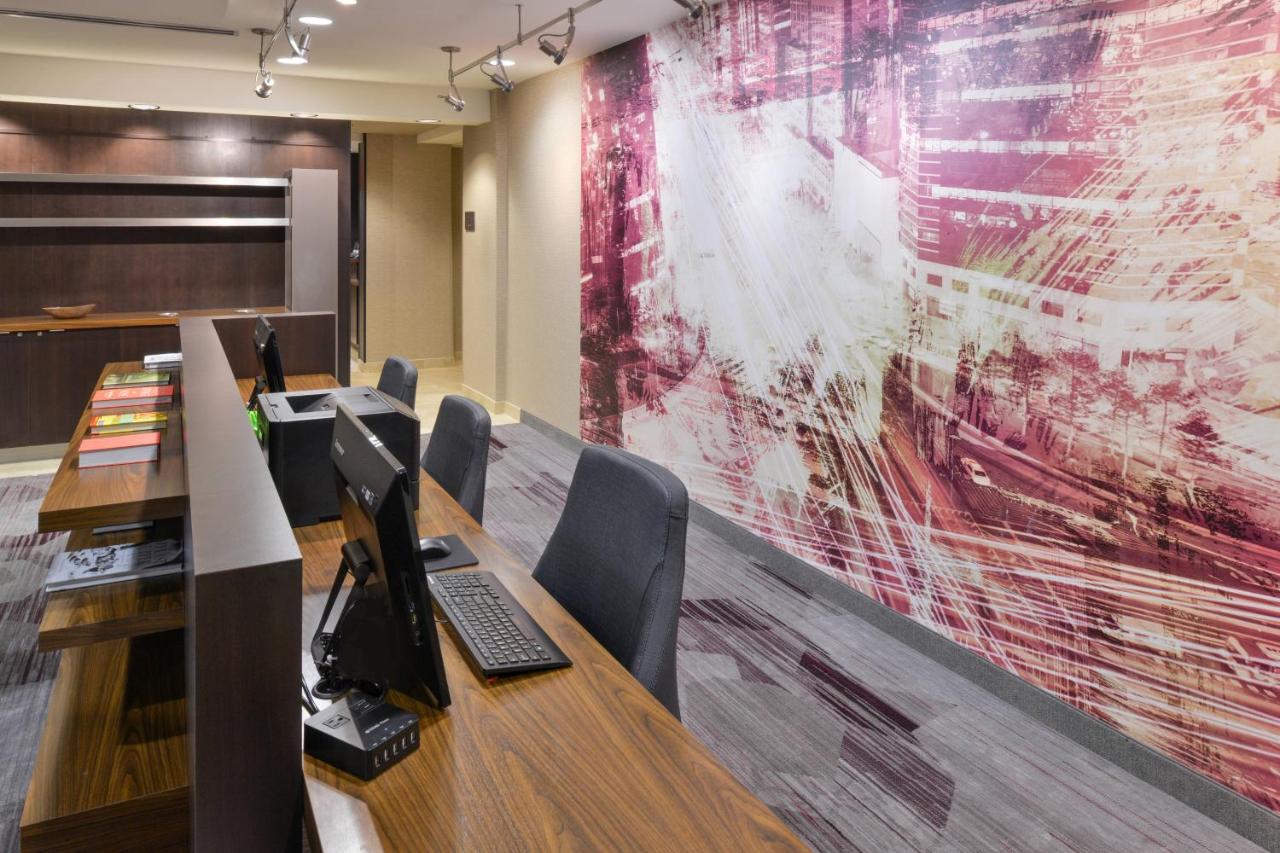 | Courtyard by Marriott Charlotte/Matthews