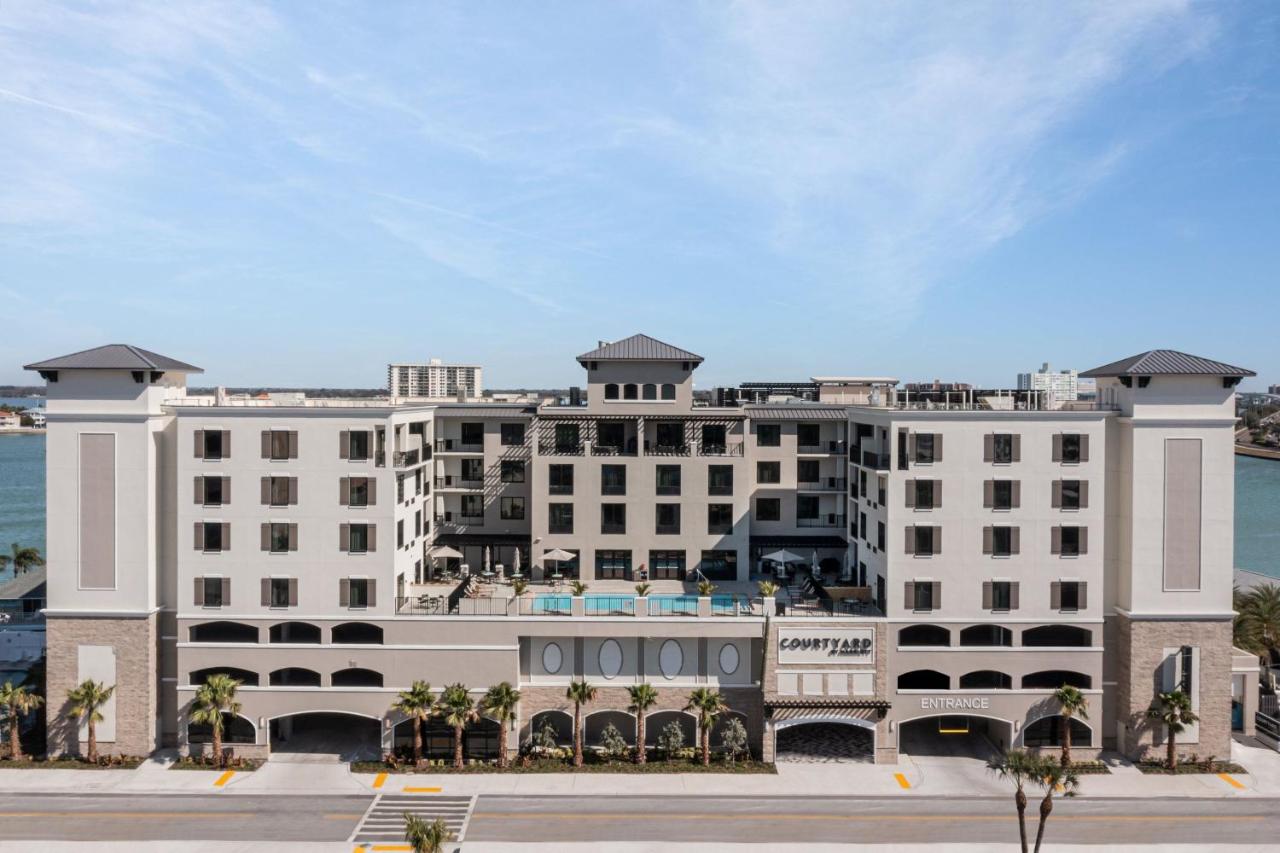 | Courtyard by Marriott Clearwater Beach