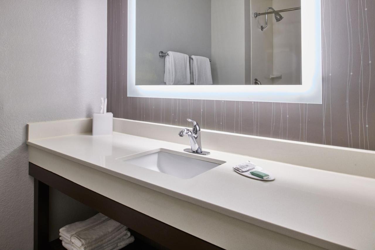 | Courtyard by Marriott Columbus Downtown