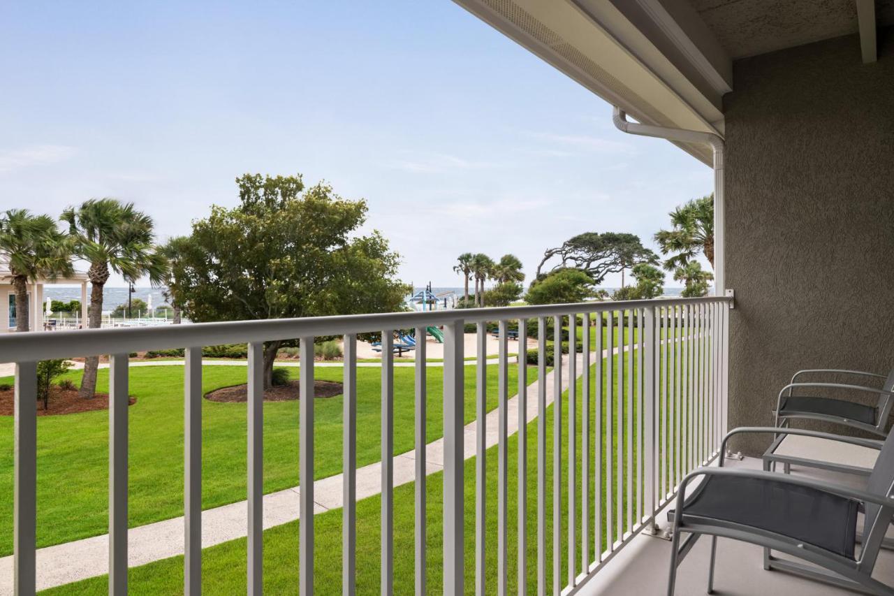 2 Queen Feature- Oceanfront at Holiday Inn Resort Jekyll Island by IHG