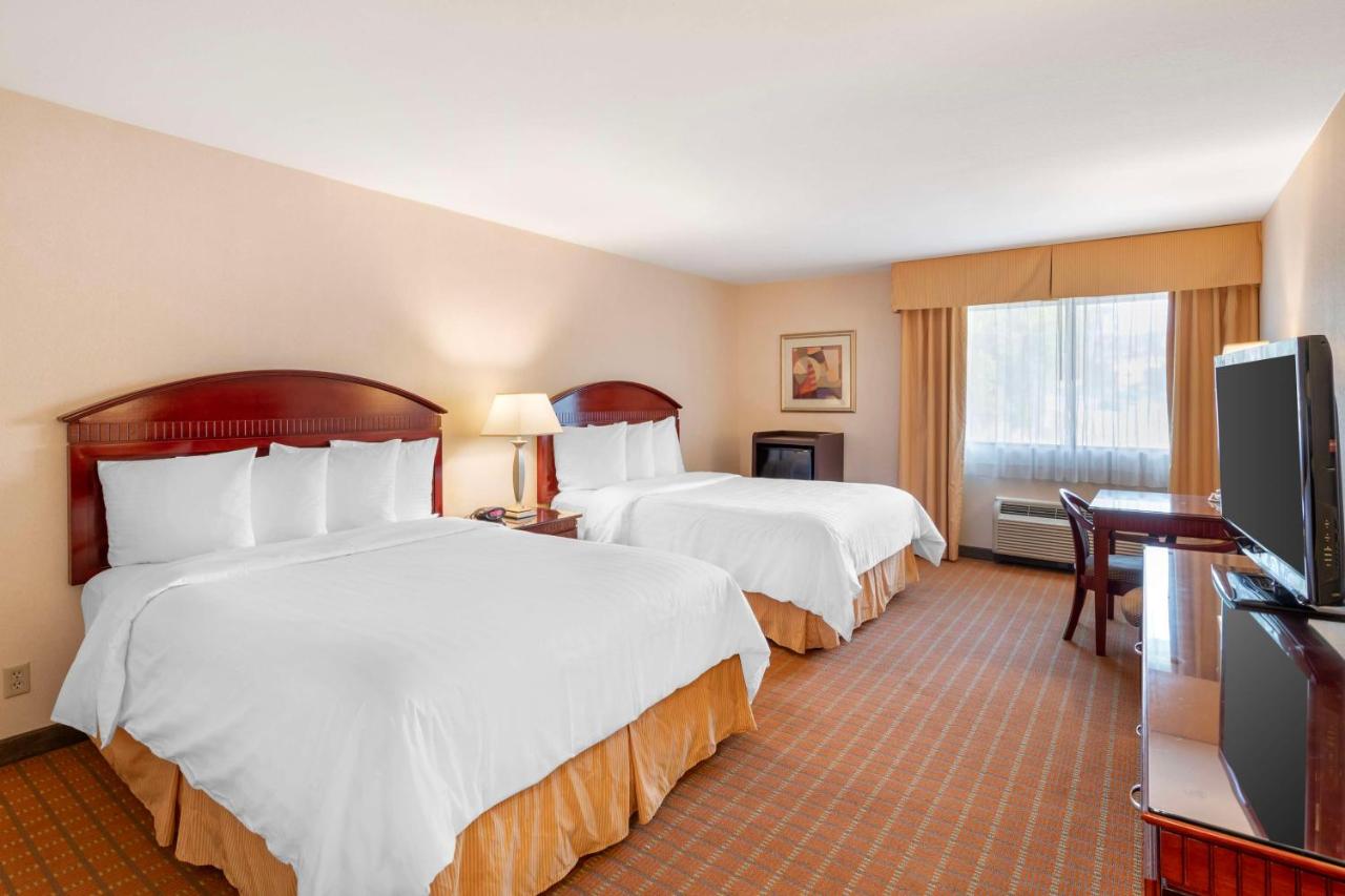 Queen Room with Two Queen Beds and Roll-In Shower - Disability Access at Best Western Plus West Covina Inn