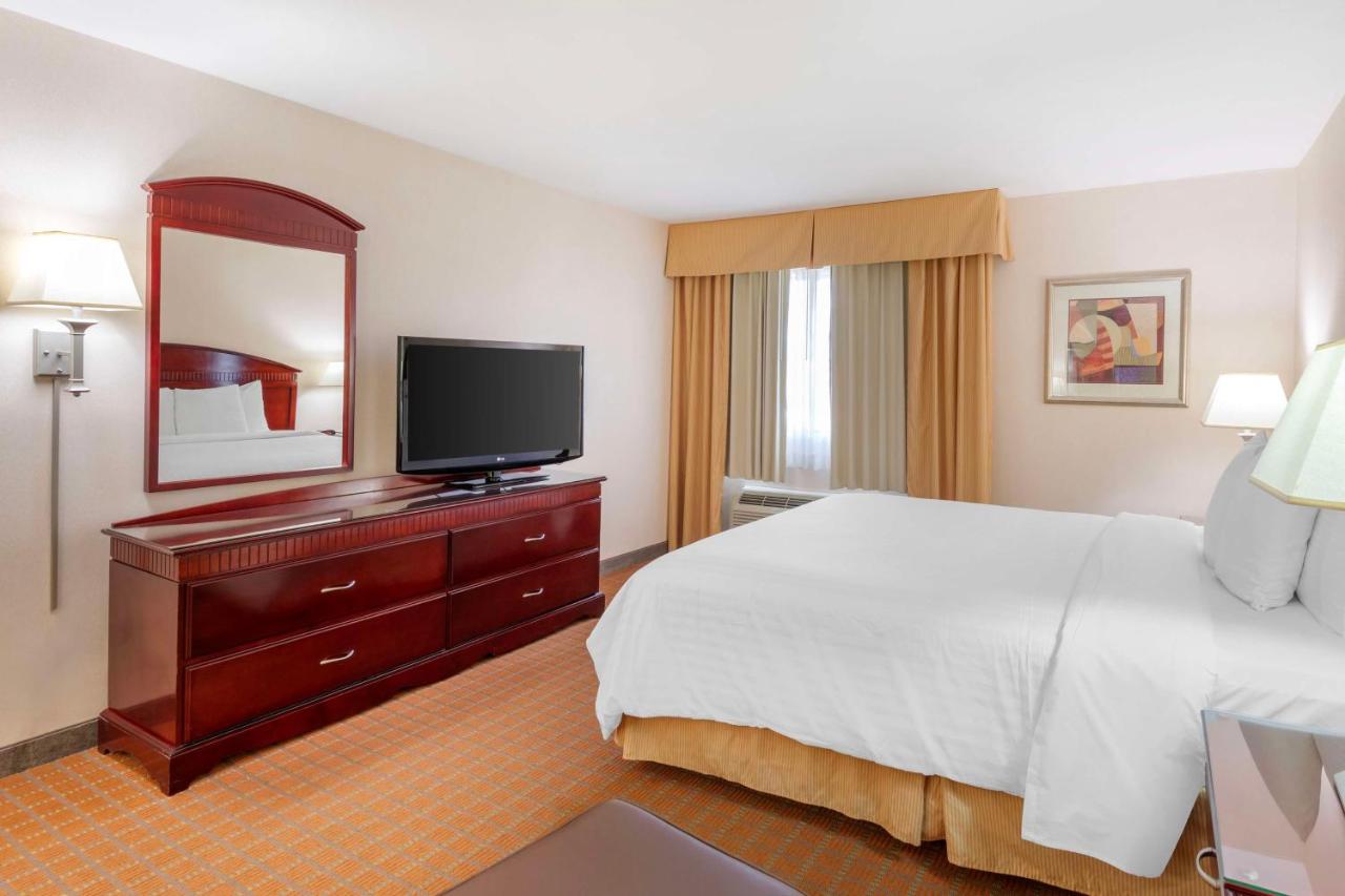Deluxe King Room - Non-Smoking at Best Western Plus West Covina Inn