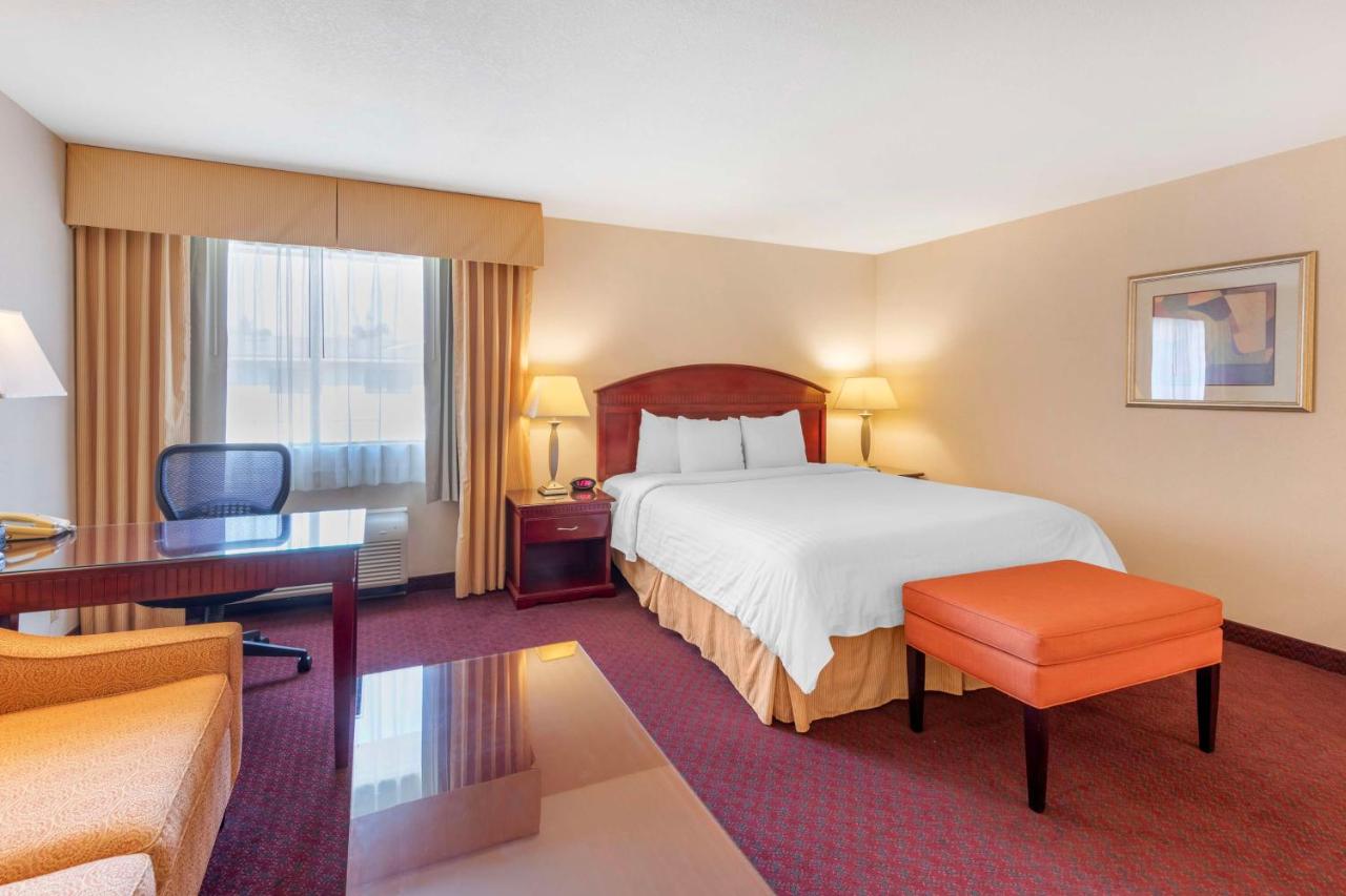 | Best Western Plus West Covina Inn