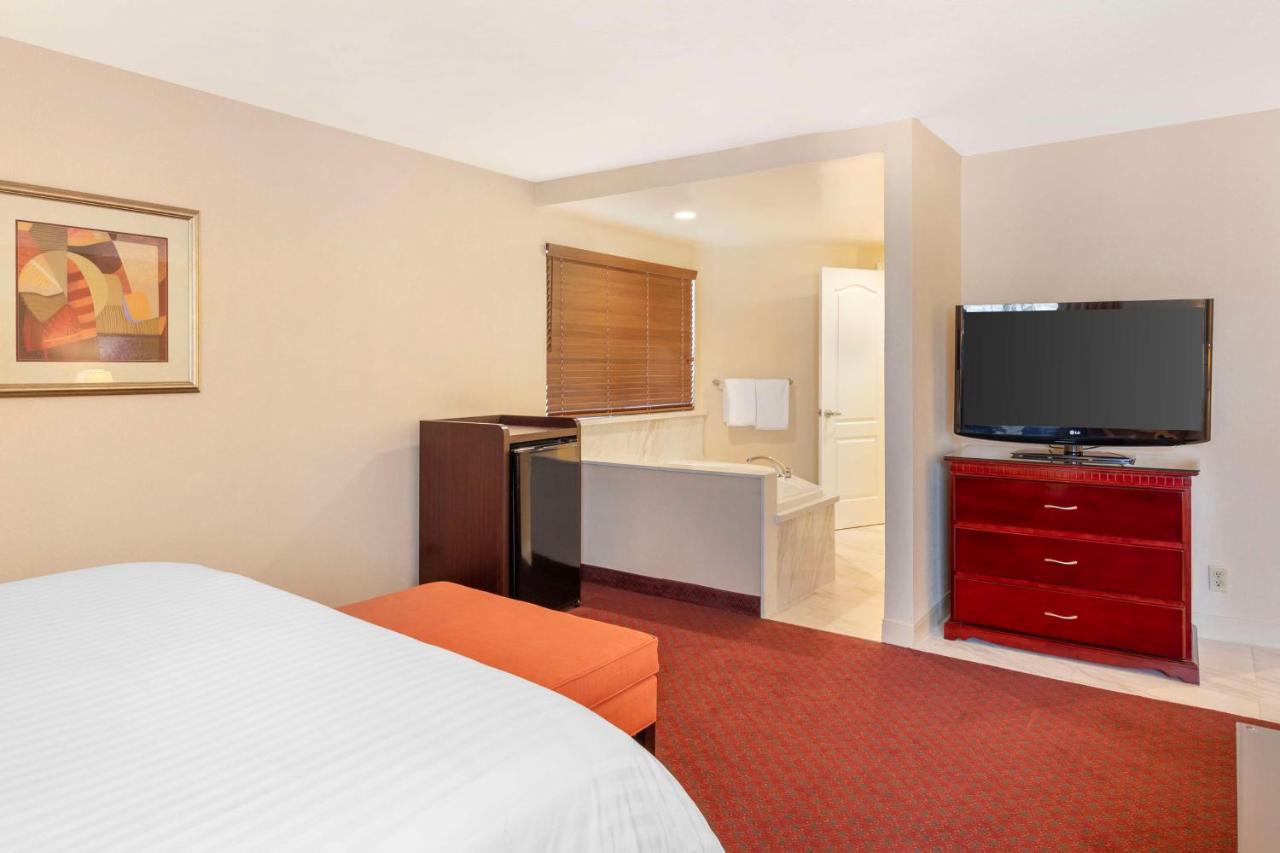 King Suite with Sofa Bed - Non-Smoking at Best Western Plus West Covina Inn