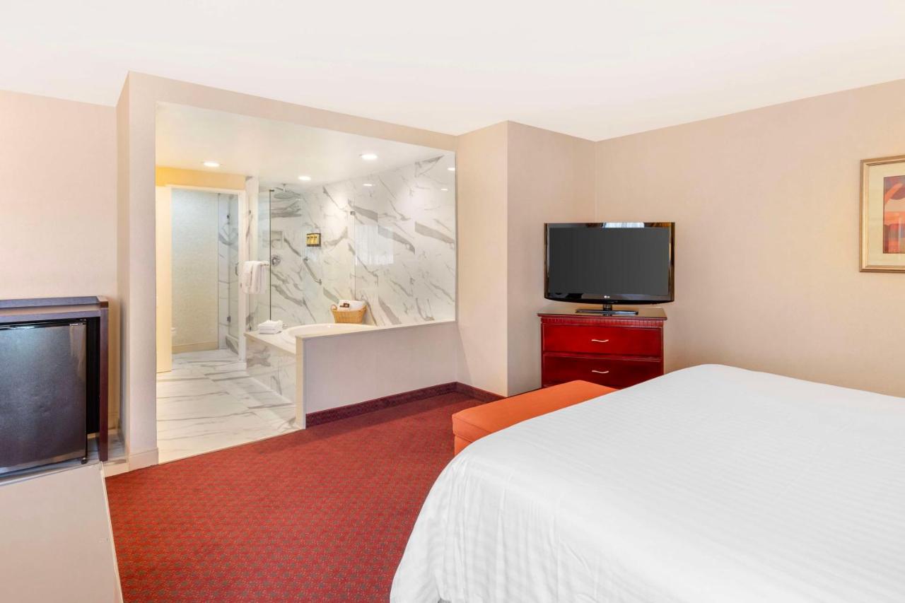 King Suite with Sofa Bed - Non-Smoking at Best Western Plus West Covina Inn