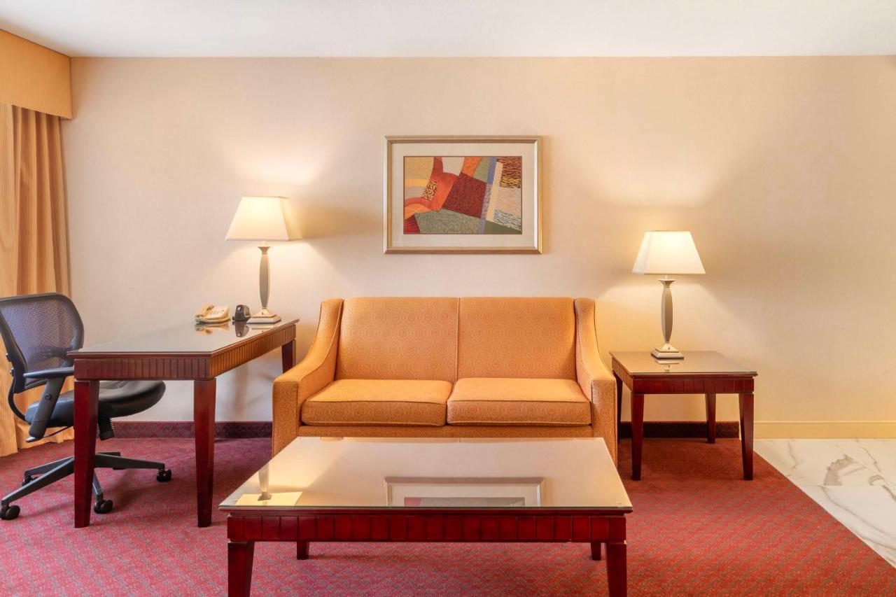 King Suite with Sofa Bed - Non-Smoking at Best Western Plus West Covina Inn