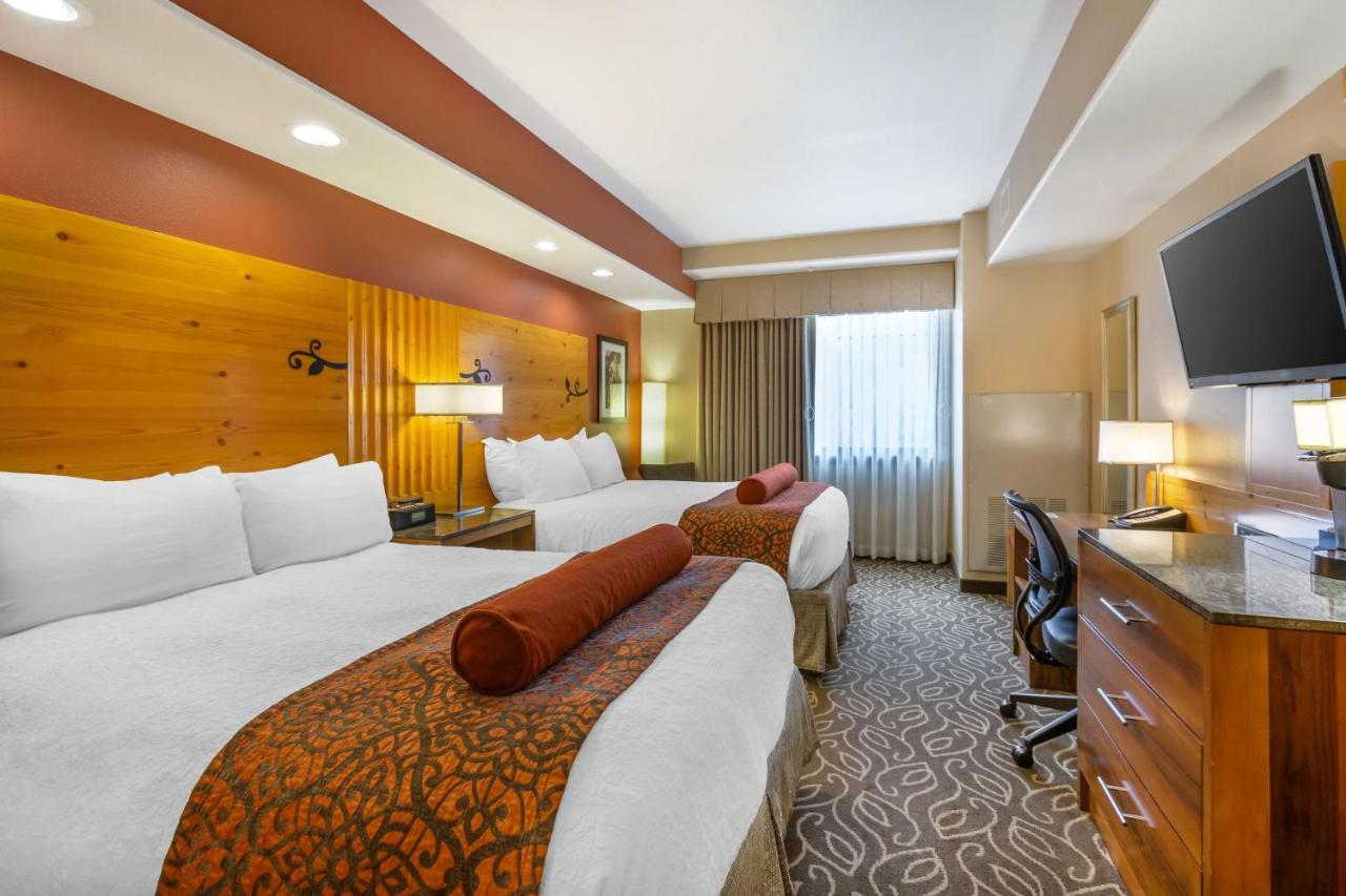 Queen Room with Two Queen Beds with Roll-In Shower - Disability Access at Best Western Premier Ivy Inn & Suites