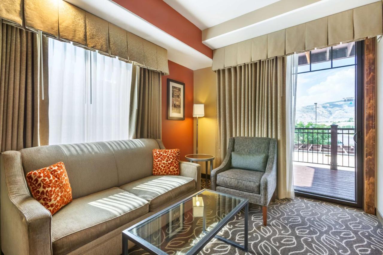 | Best Western Premier Ivy Inn & Suites