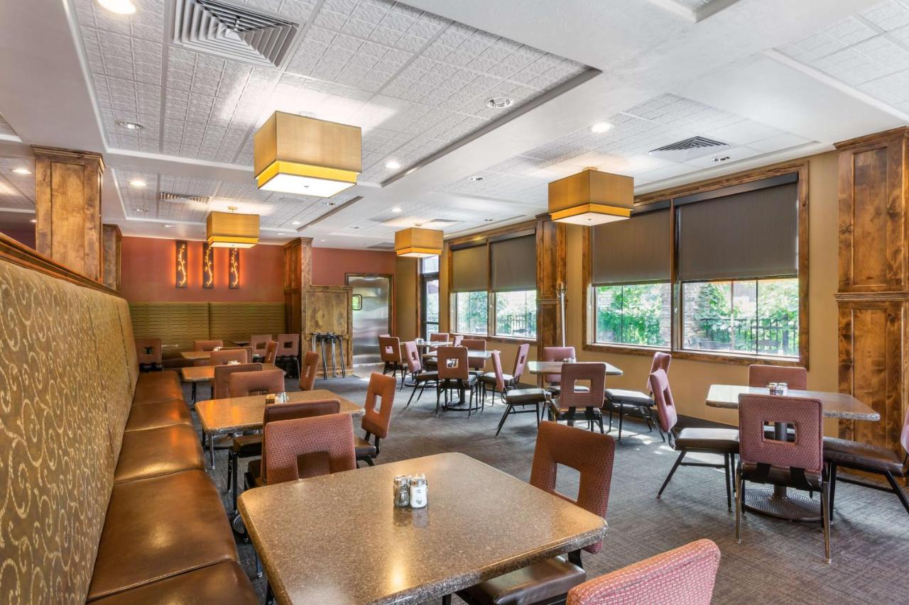 | Best Western Premier Ivy Inn & Suites