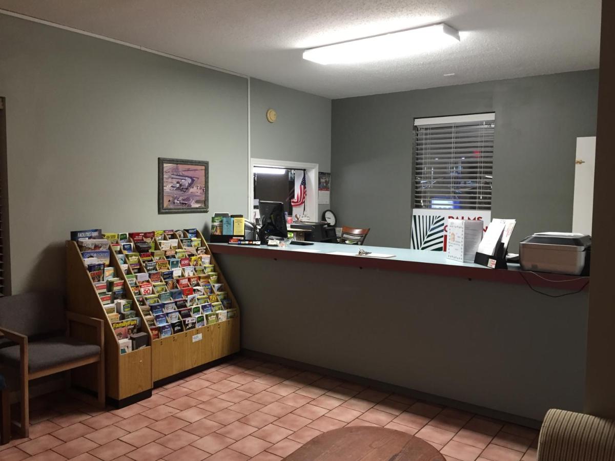 | Palms Garden Inn
