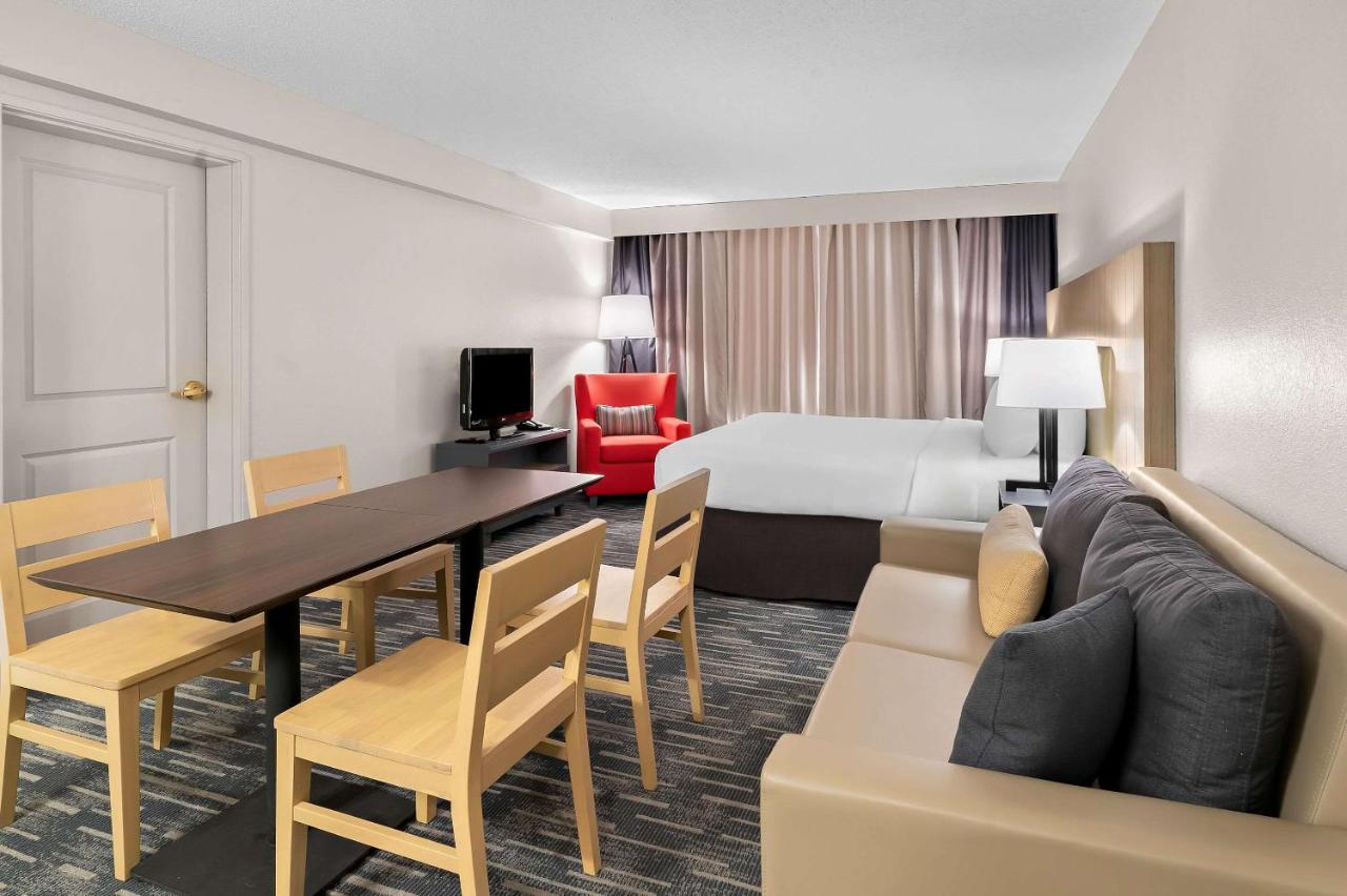 | Country Inn & Suites by Radisson, Columbia Airport, SC