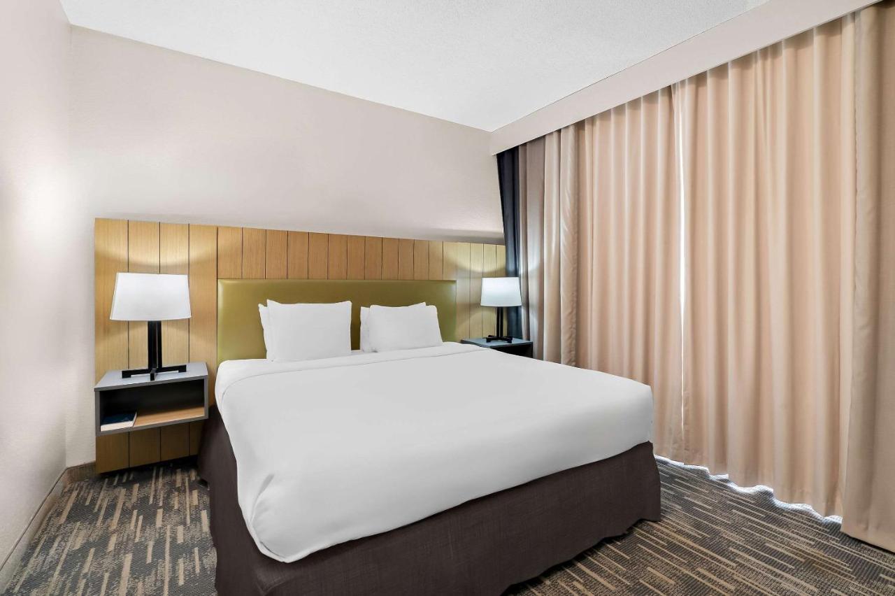 | Country Inn & Suites by Radisson, Columbia Airport, SC