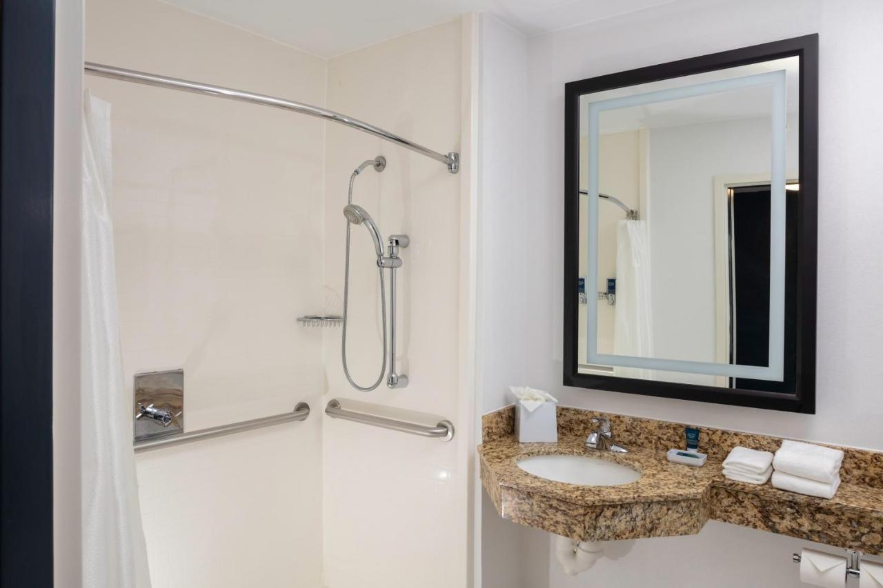 | Four Points by Sheraton Memphis East