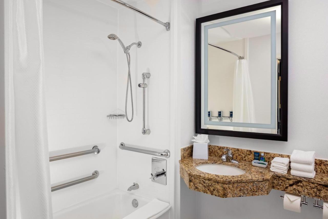 | Four Points by Sheraton Memphis East
