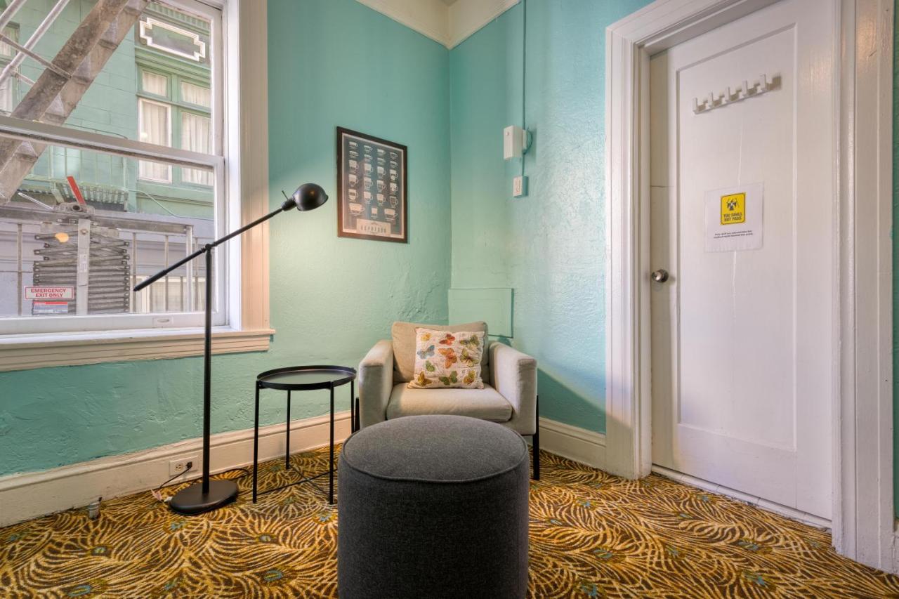 | HI San Francisco Downtown Hostel