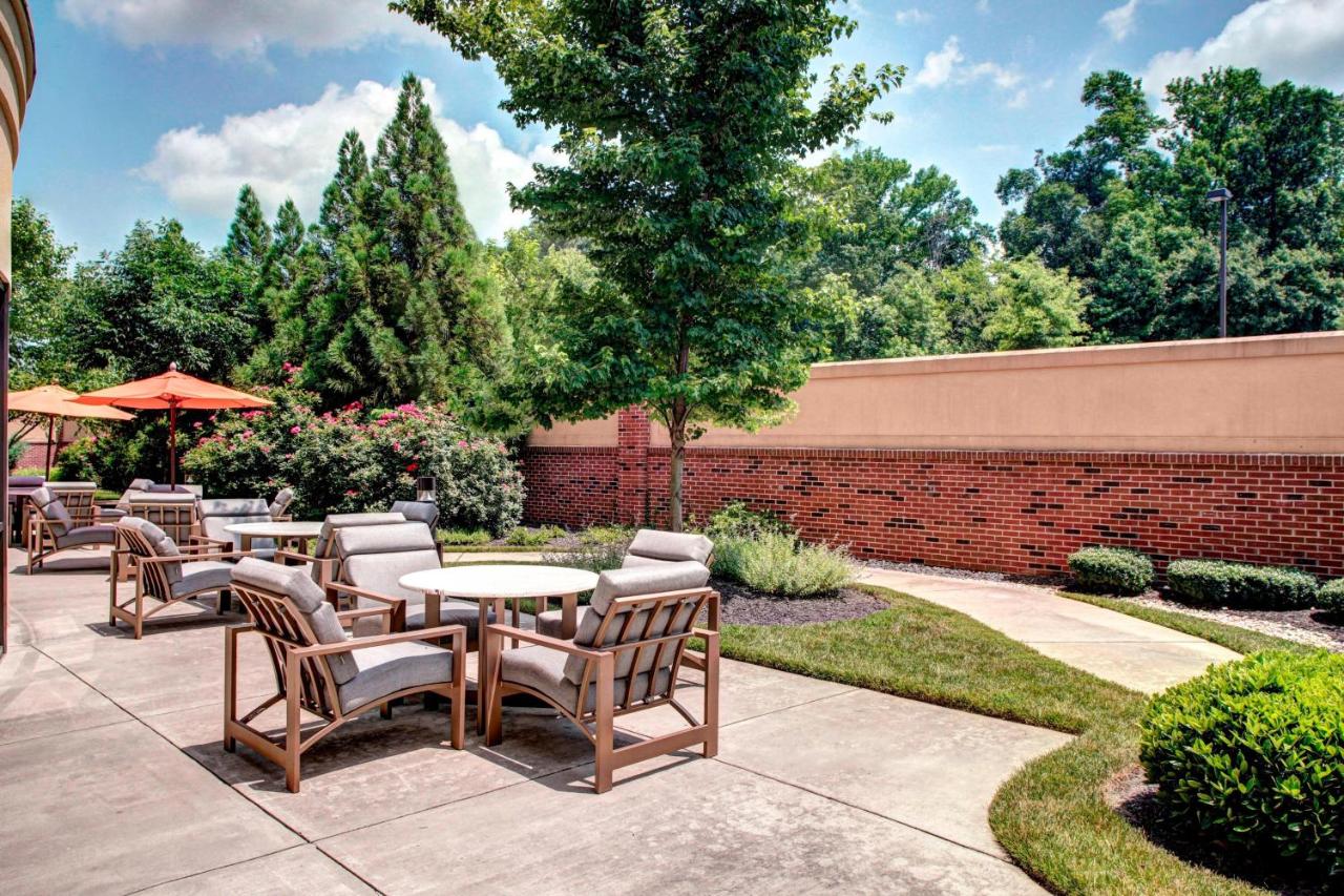 | Courtyard Richmond North/Glen Allen