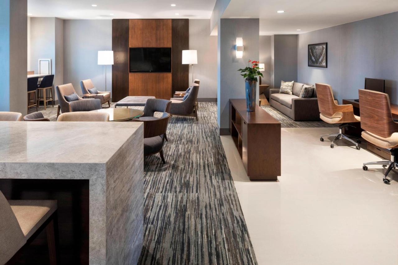 Executive Suite, 1 King at The Westin Jackson