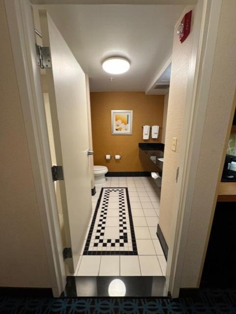 | Fairfield Inn & Suites by Marriott Morgantown