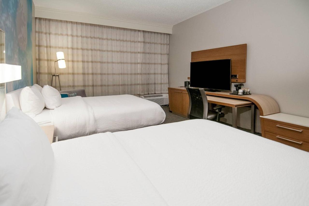 | Courtyard by Marriott Bentonville
