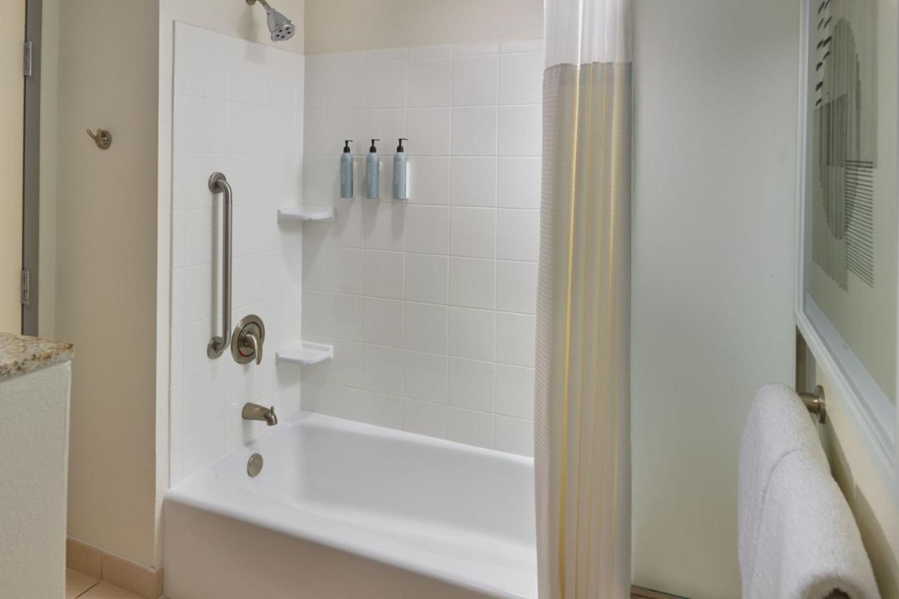 | Courtyard Warner Robins