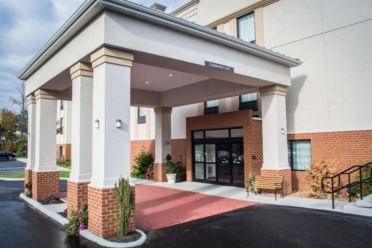 | Sleep Inn & Suites Harbour Pointe Midlothian