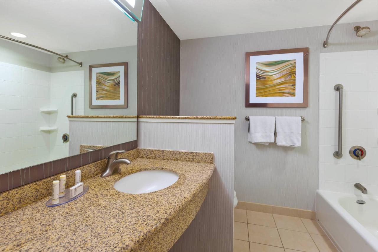  | Courtyard Omaha La Vista