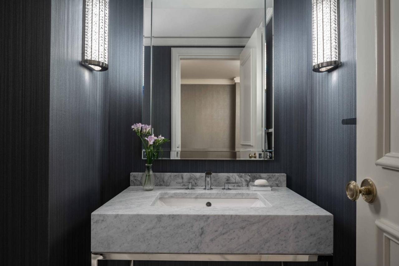 Club Executive One-Bedroom Suite at The Ritz-Carlton, St. Louis