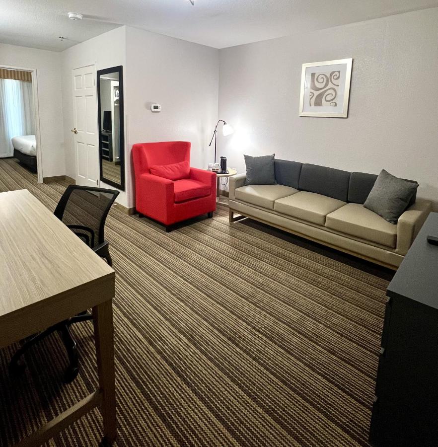 One-Bedroom King Suite - Non-Smoking at Country Inn & Suites by Radisson, Fort Worth, TX