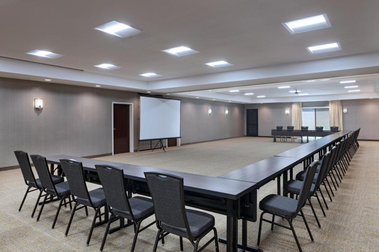 | SpringHill Suites by Marriott DFW Airport East/Las Colinas