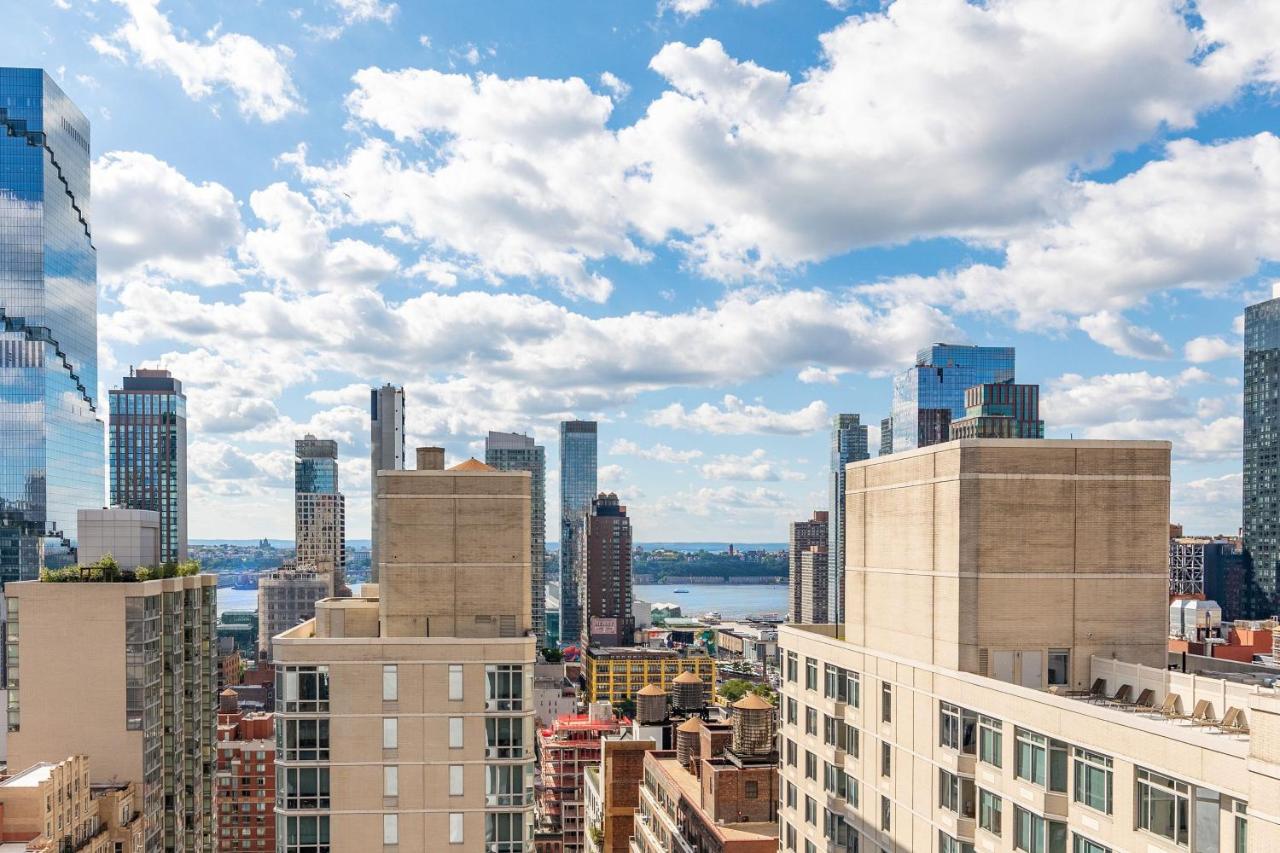 | Courtyard by Marriott Times Square West