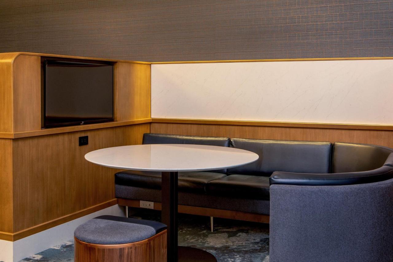 | Courtyard by Marriott Times Square West