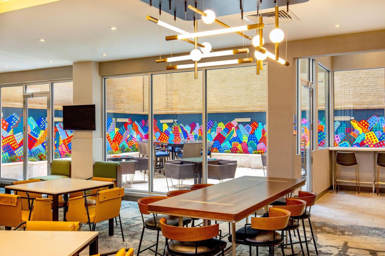 | Courtyard by Marriott Times Square West
