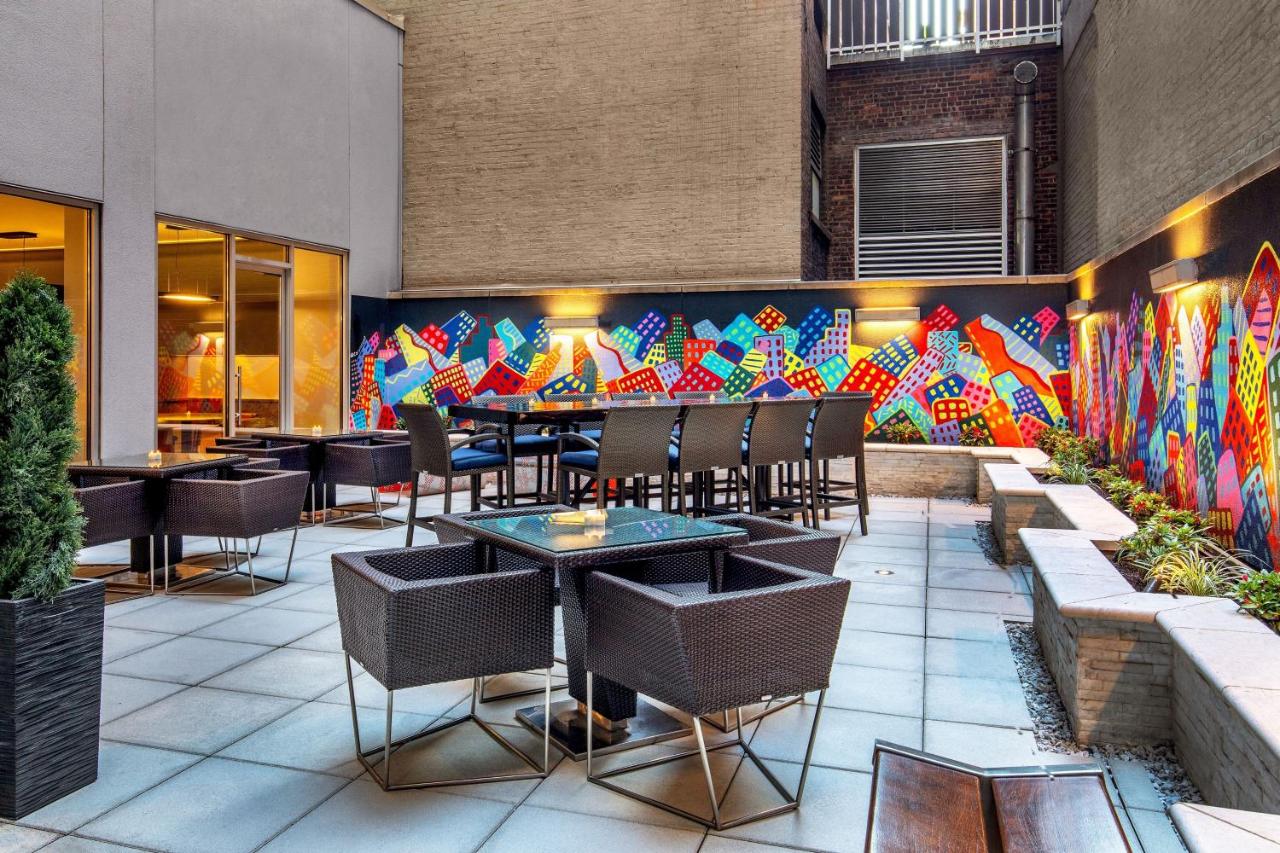 | Courtyard by Marriott Times Square West