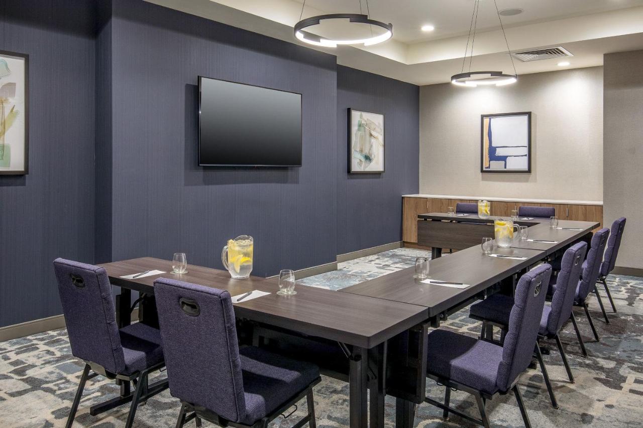 | Courtyard by Marriott Times Square West
