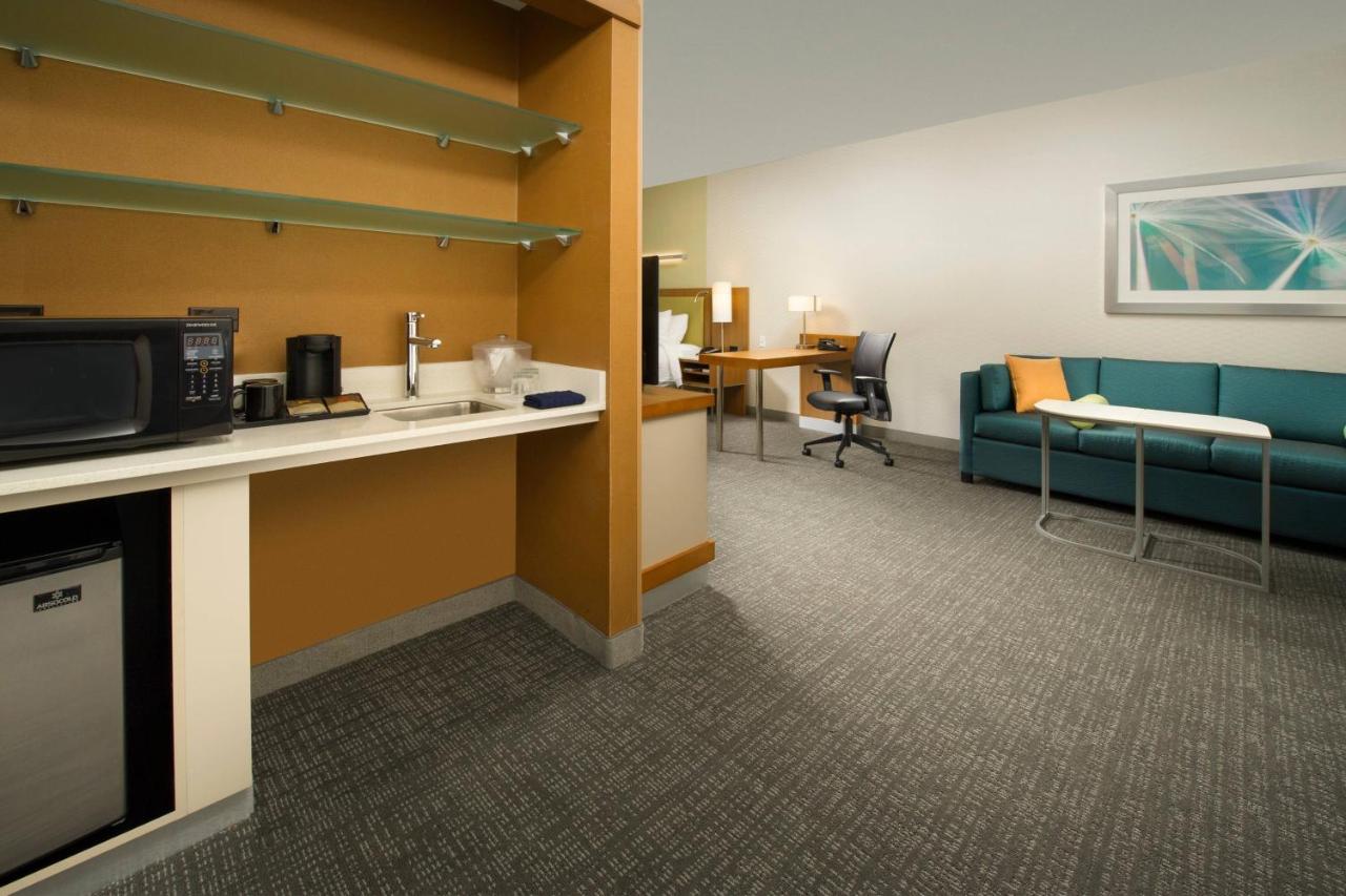  | SpringHill Suites Bridgeport Clarksburg