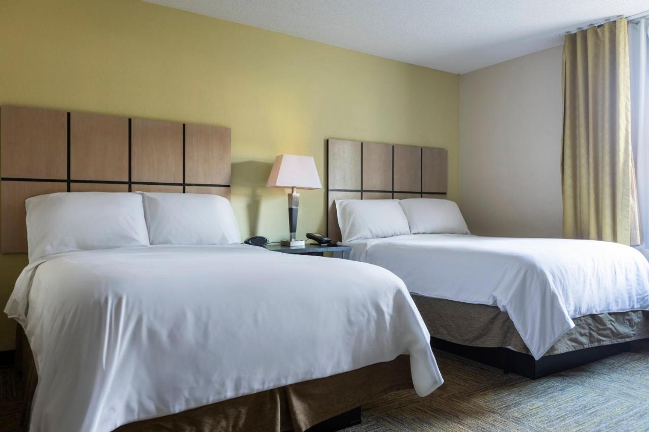 | Candlewood Suites Colonial Heights Fort Lee, an IHG Hotel