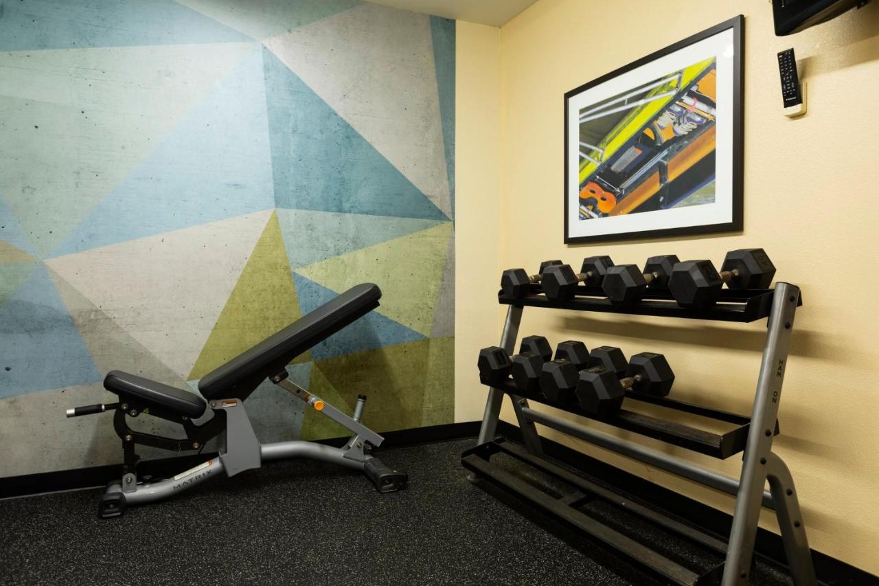 | Candlewood Suites Colonial Heights Fort Lee, an IHG Hotel