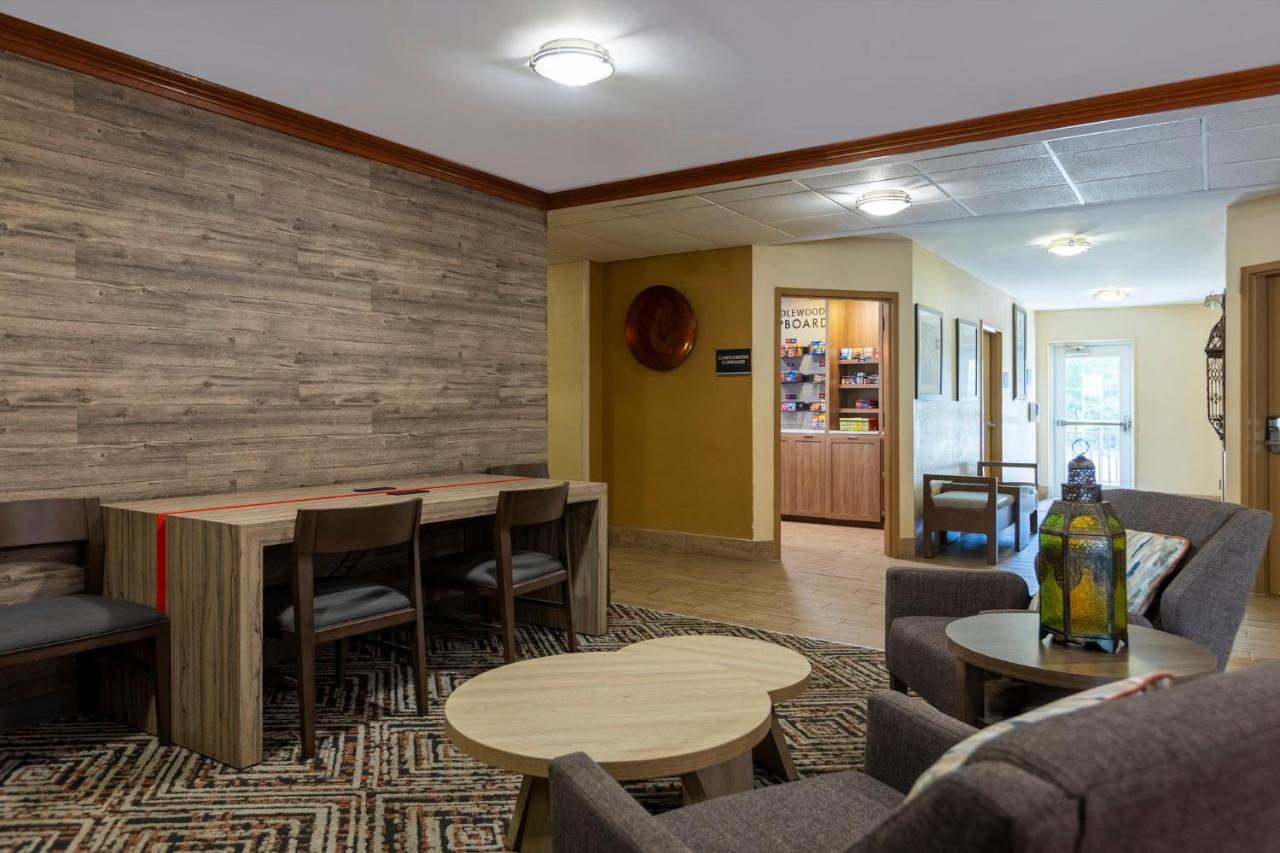 | Candlewood Suites Colonial Heights Fort Lee, an IHG Hotel