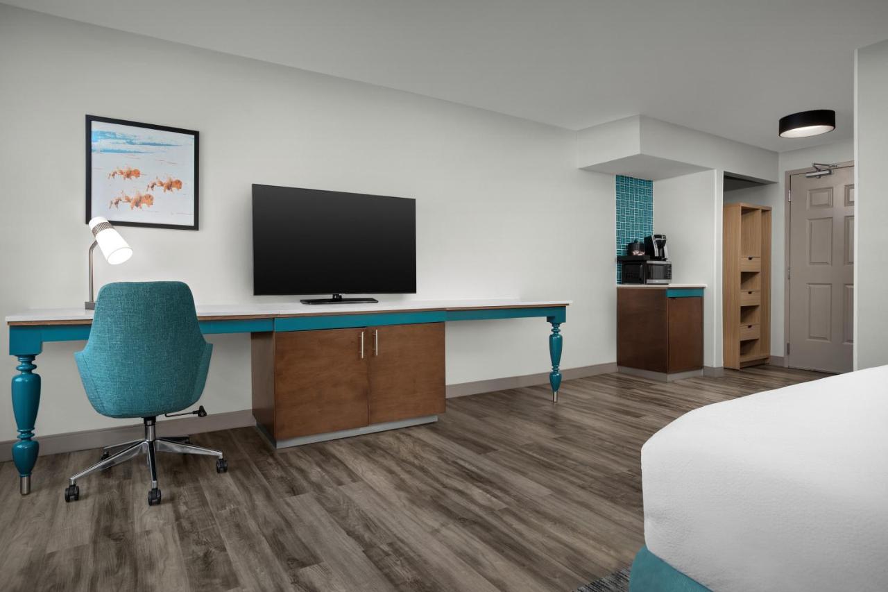 King Room - Disability Access at Hilton Garden Inn Colorado Springs North Air Force Academy