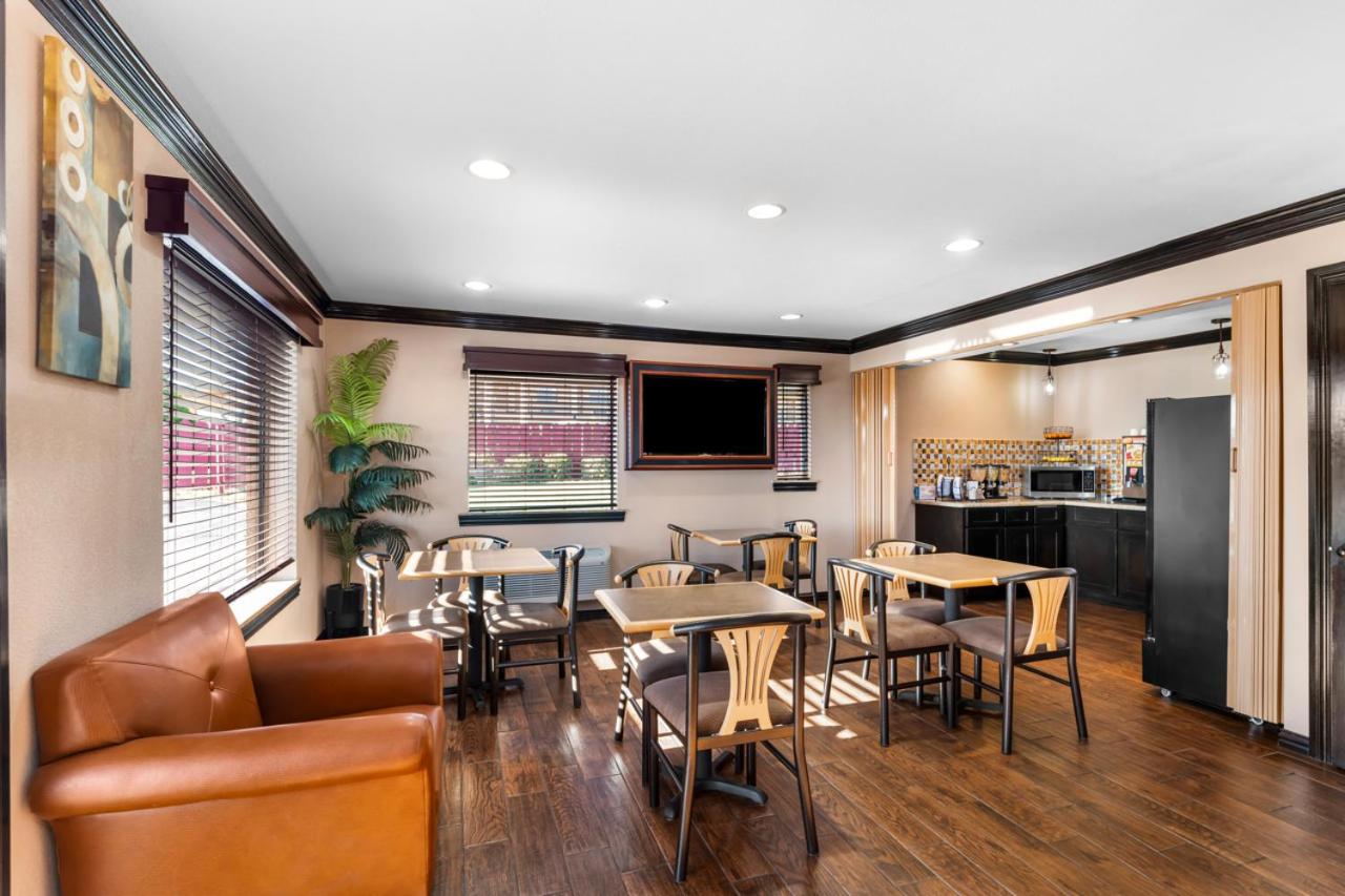 | Best Western Decatur Inn