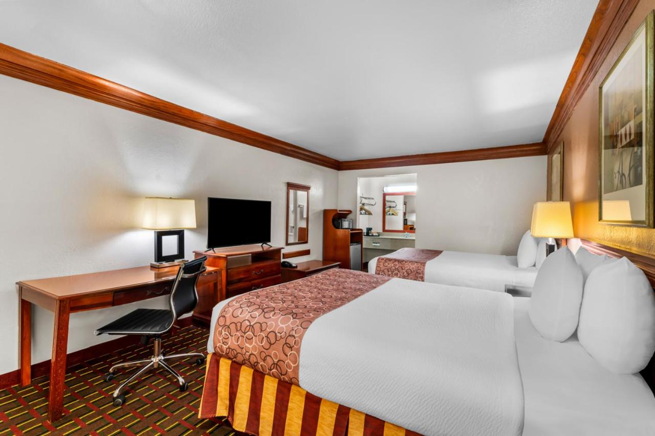 | Best Western Decatur Inn