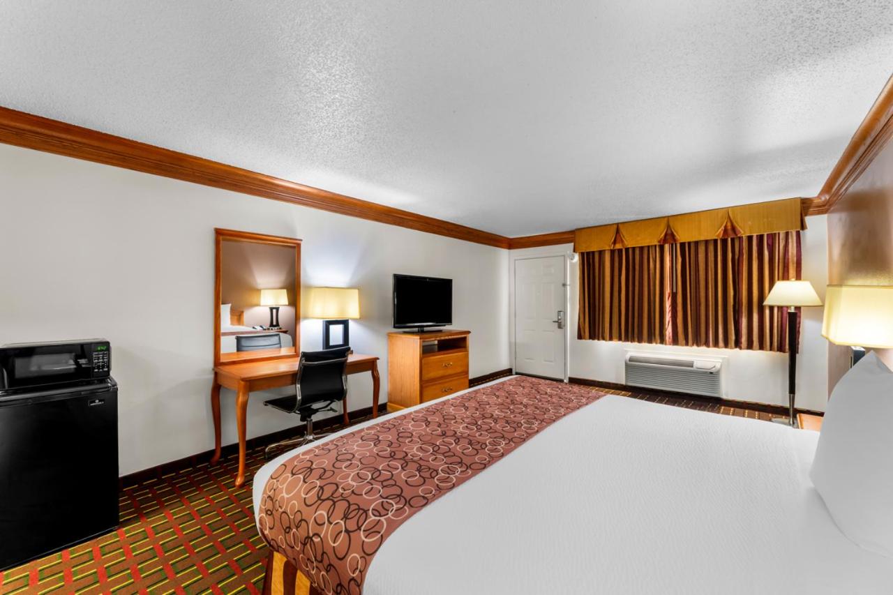 | Best Western Decatur Inn