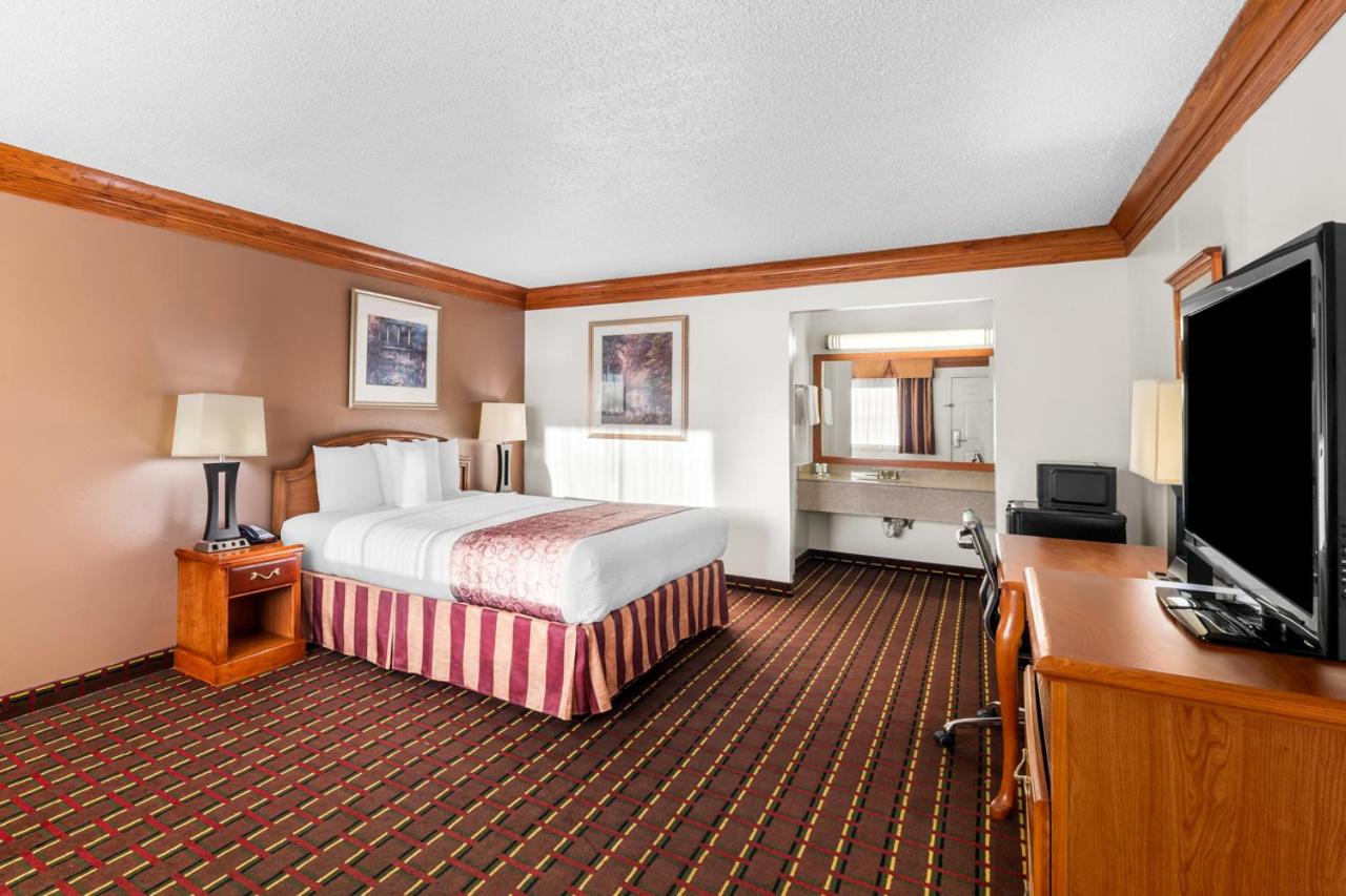 | Best Western Decatur Inn