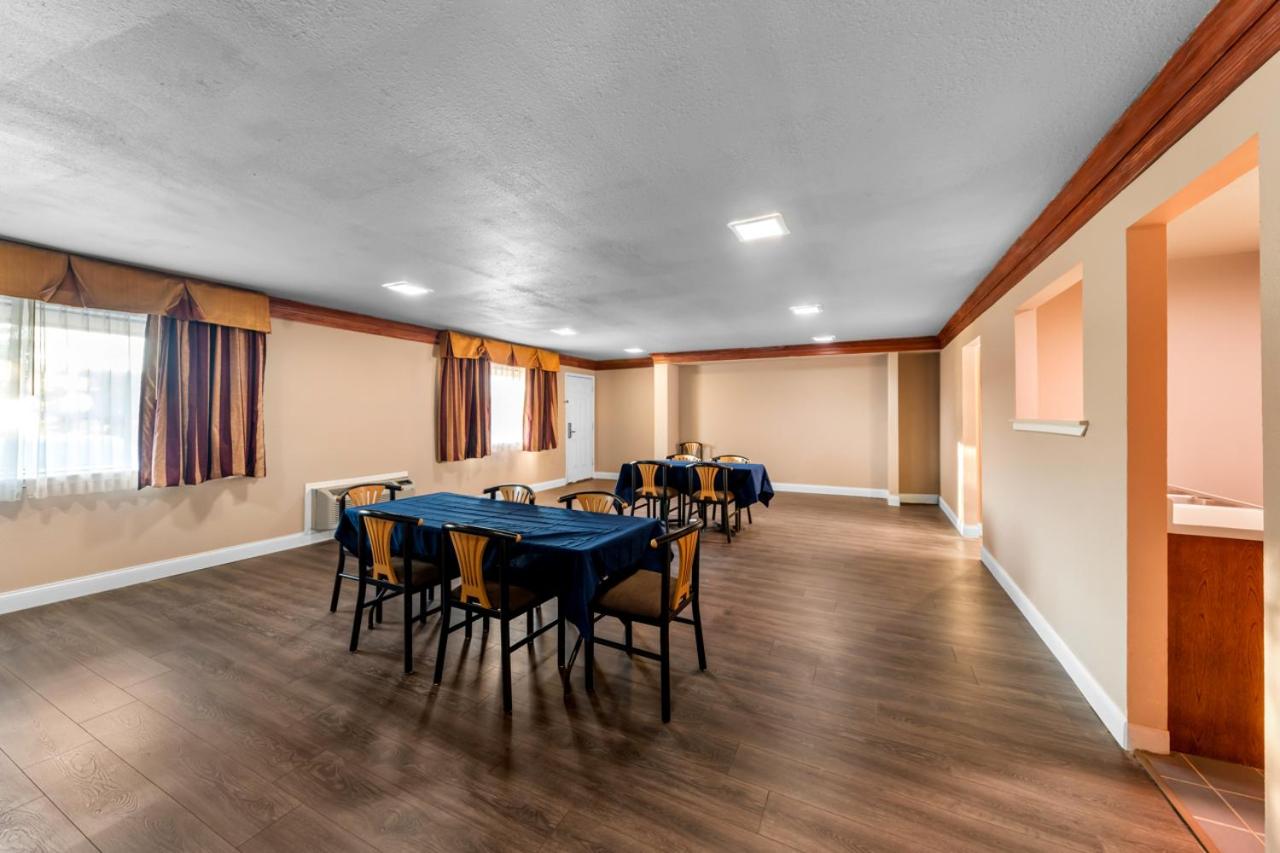 | Best Western Decatur Inn