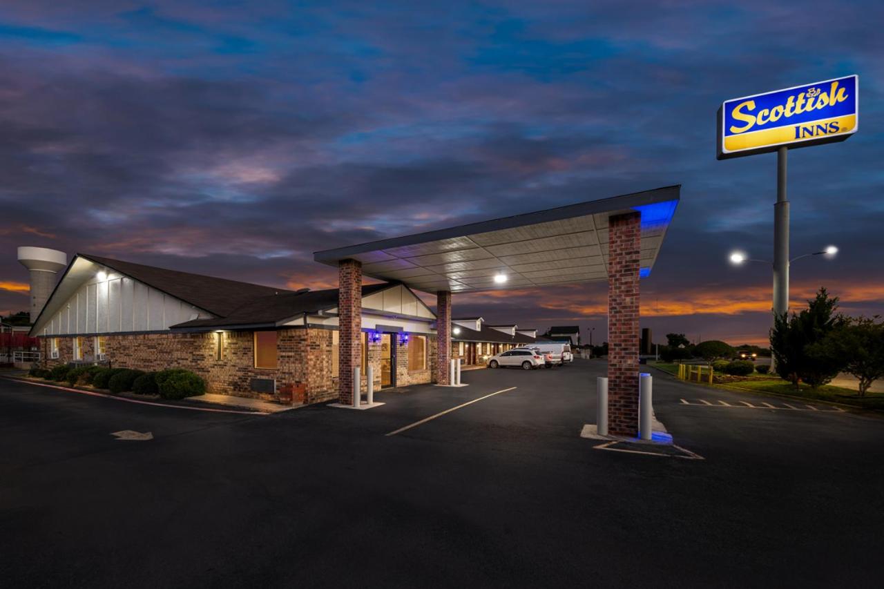 | Best Western Decatur Inn