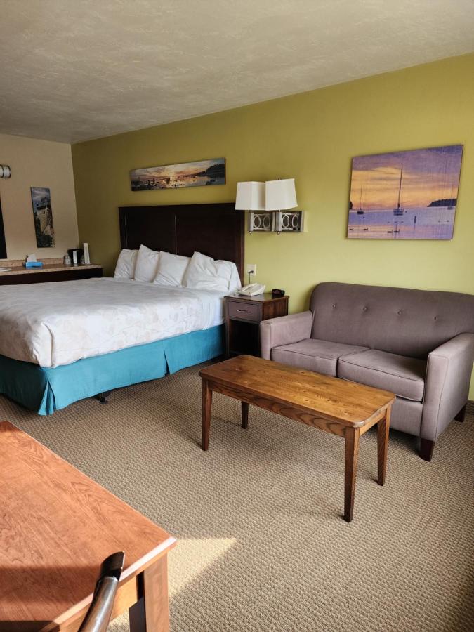 | Parkwood Lodge