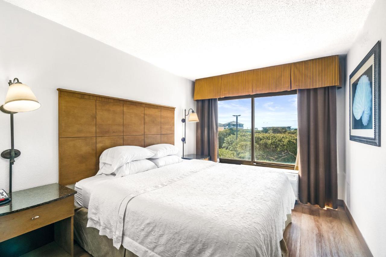 King Studio with Golf View - Non-Smoking at Hotel Alice At Atlantic Beach