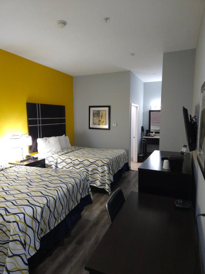  | Executive Inn and Suites Tyler